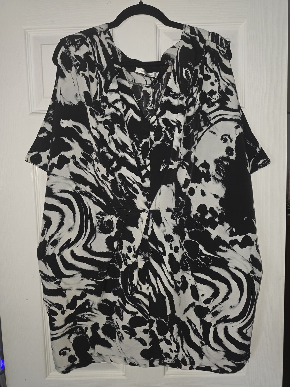 MINKPINK Black and White Abstract Tie-Front Tunic